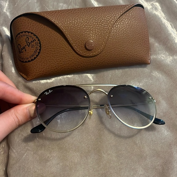 Authentic women’s ray bans - Picture 1 of 6